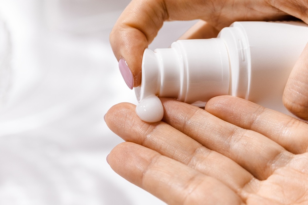 Hudens mikrobalance: Betydningen af en sund hudflora og probiotiske cremer